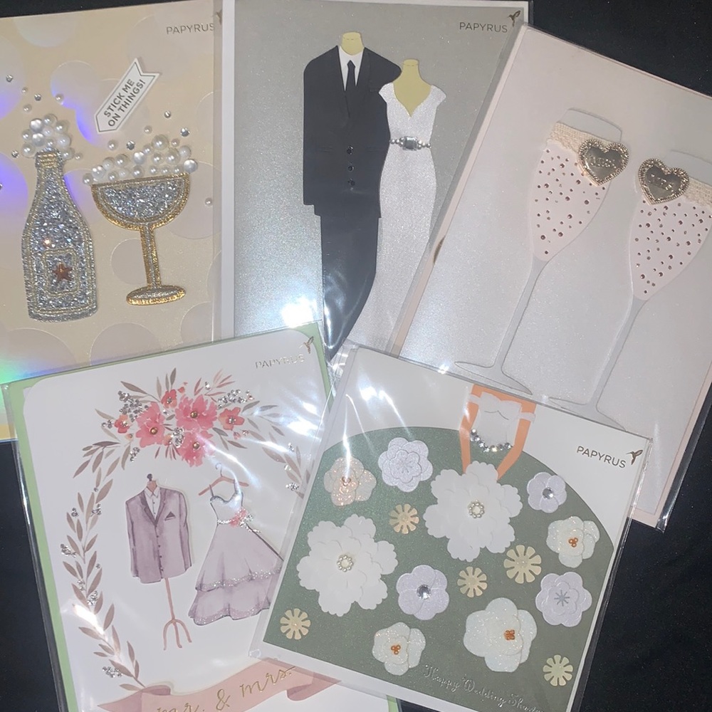 NWT PAPYRUS WEDDING BUNDLE OF CARDS